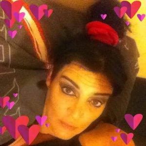 Meet your Posher, Giuseppina